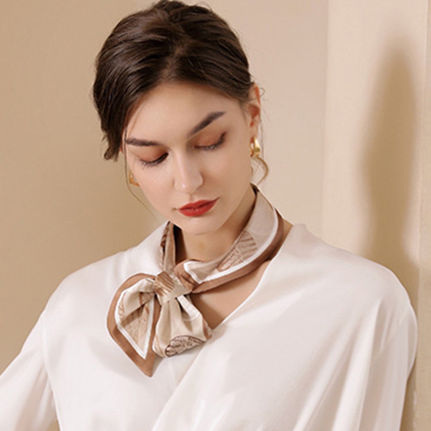 Leaf Print Silky Scarf with Lightweight Fabric Modern Square Design and Smooth Finish