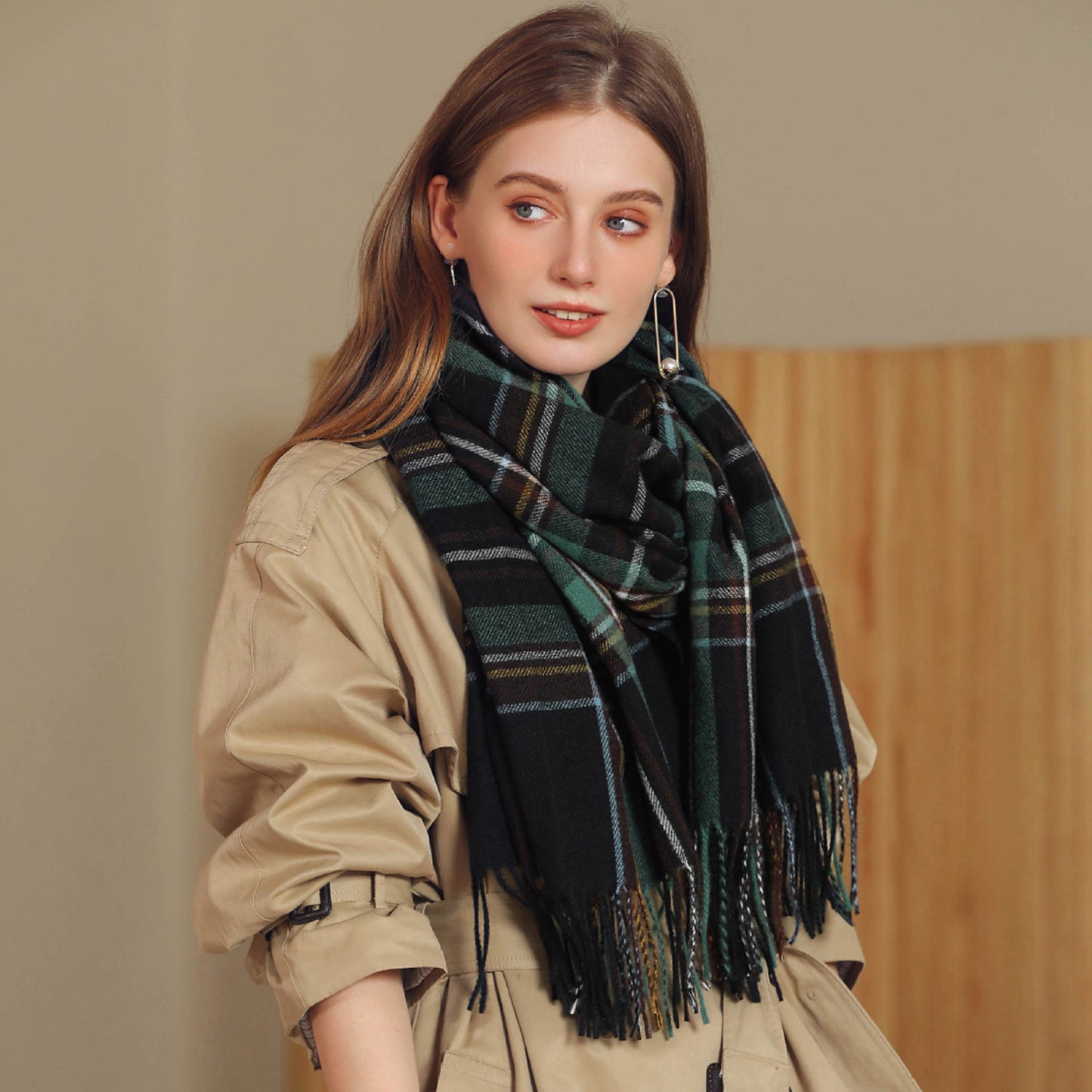 Plaid Fringe Scarf with Soft Woven Fabric Classic Check Pattern and Cozy Wrap Design