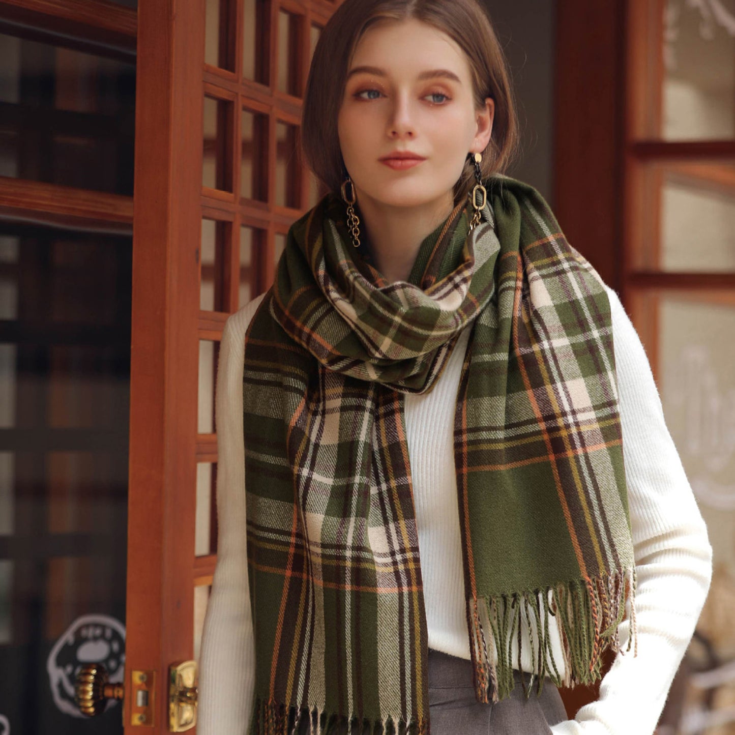 Plaid Fringe Scarf with Soft Woven Fabric Classic Check Pattern and Cozy Wrap Design