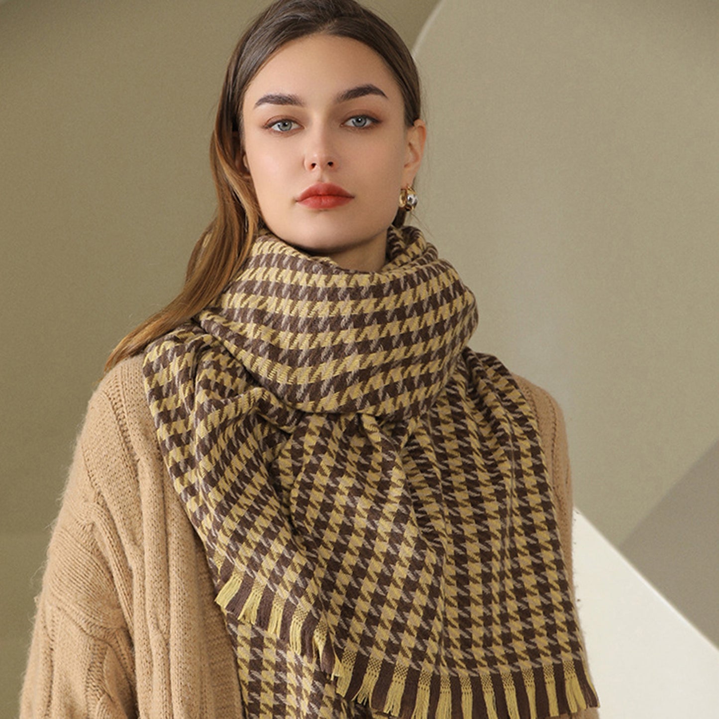 Houndstooth Woven Scarf with Soft Cozy Fabric Classic Pattern and Fringe Trim Detailing