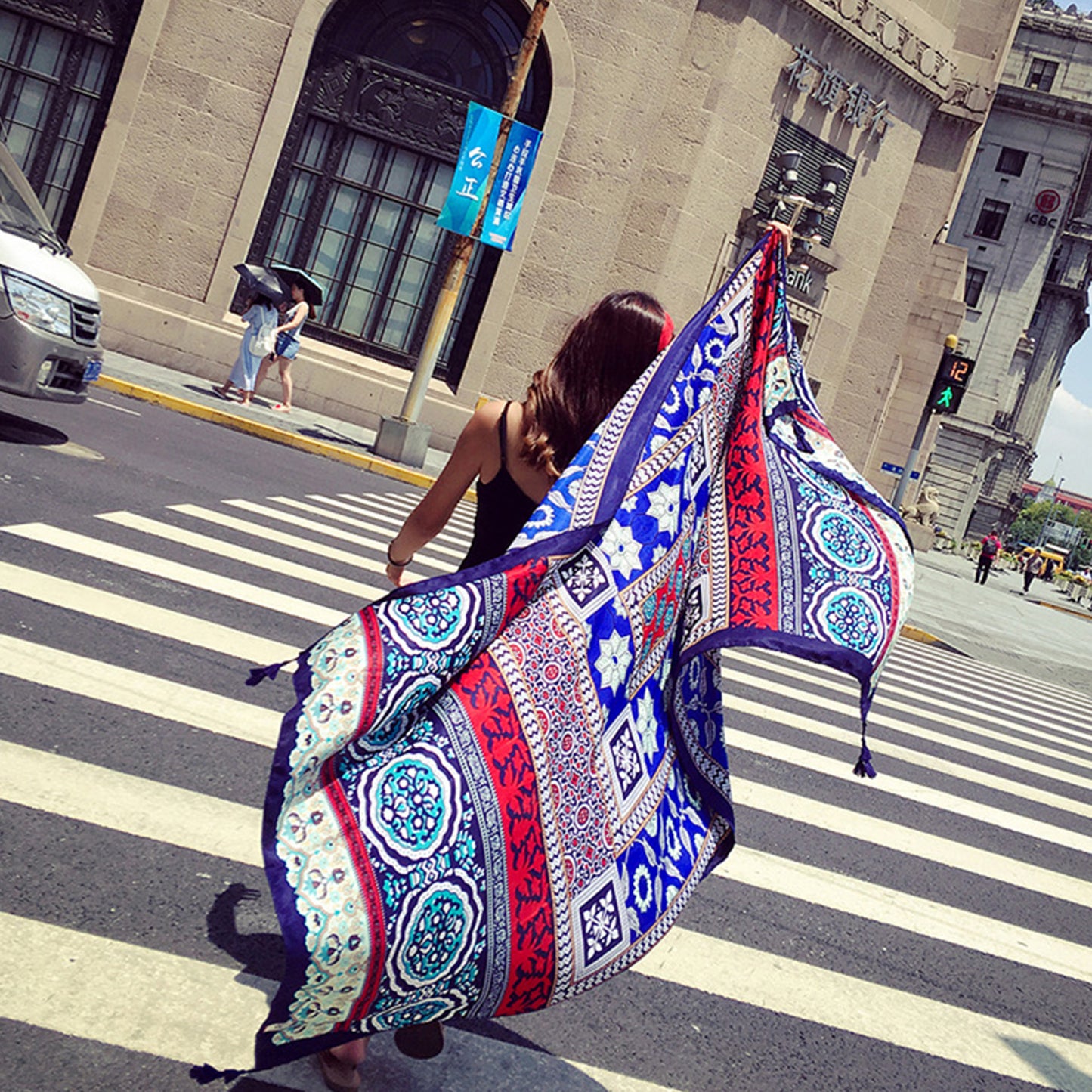 Vintage Oversized Scarf Lightweight Versatile Wrap for Beach Travel and Everyday Styling - 70.9IN¡Á35.4IN