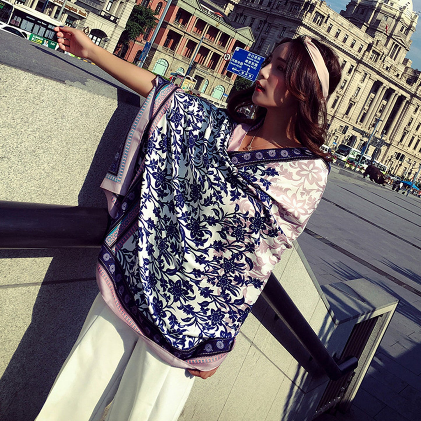 Vintage Oversized Scarf Lightweight Versatile Wrap for Beach Travel and Everyday Styling - 70.9IN¡Á35.4IN