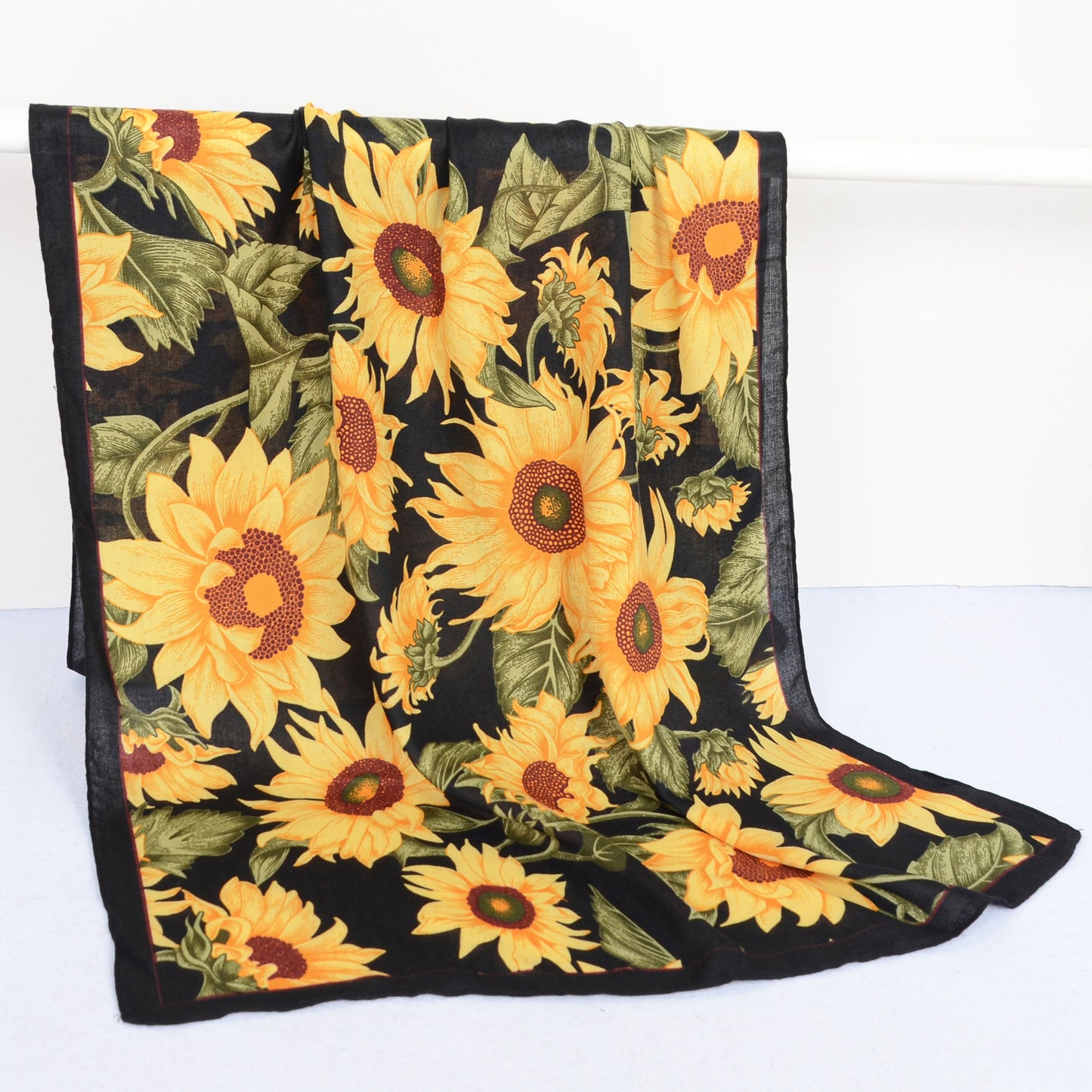 Sunflower Print Velvet Feel Autumn Winter Scarf with Warm Soft Texture - 71IN¡Á27N