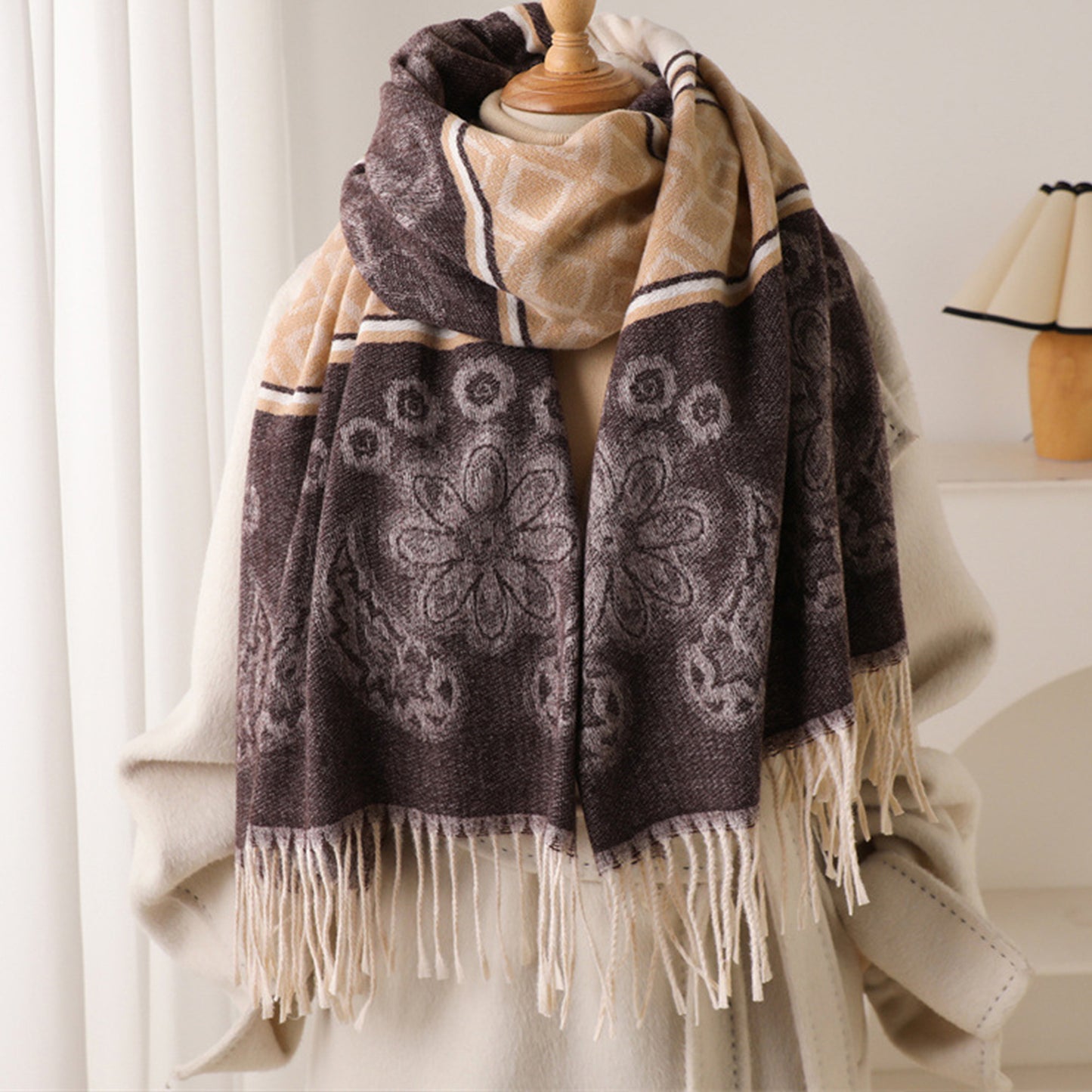 Scarf with Jacquard Geometric and Paisley Pattern Fringe Design 78.5¡Á27.5 Inches