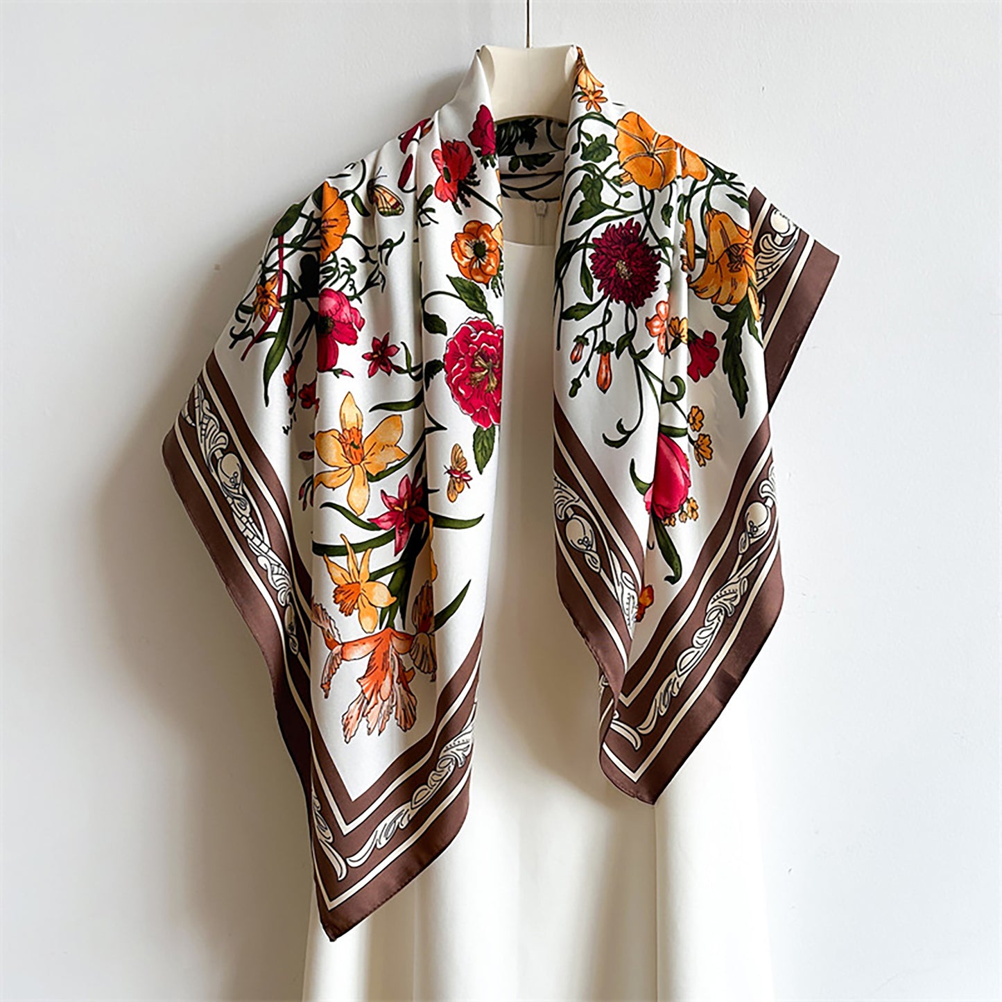 Floral Print Twill Woven Square Scarf 35.4¡Á35.4 Inches