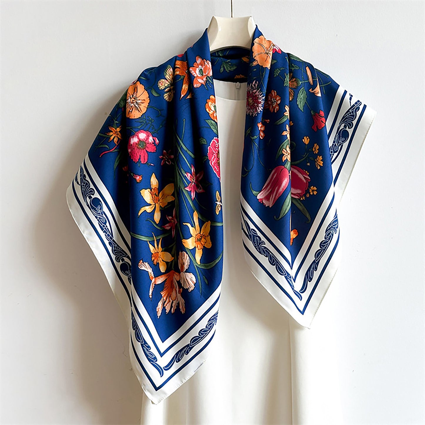 Floral Print Twill Woven Square Scarf 35.4¡Á35.4 Inches