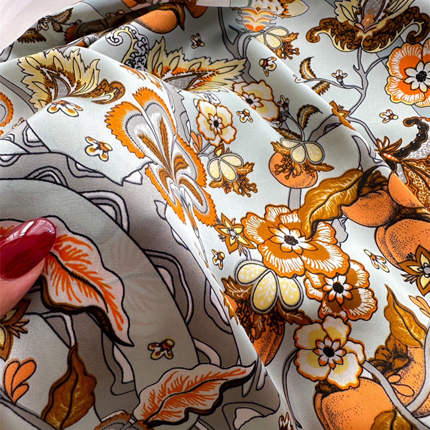 Floral Print Satin Scarf with Elegant Design 27.5¡Á27.5 Inches