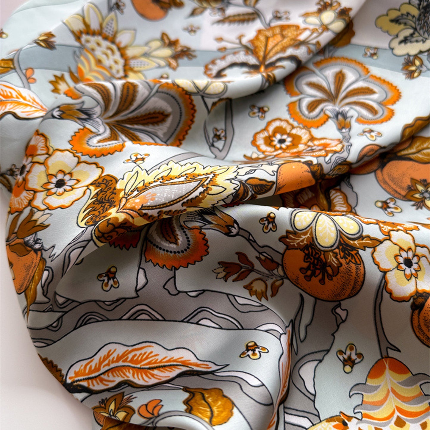 Floral Print Satin Scarf with Elegant Design 27.5¡Á27.5 Inches