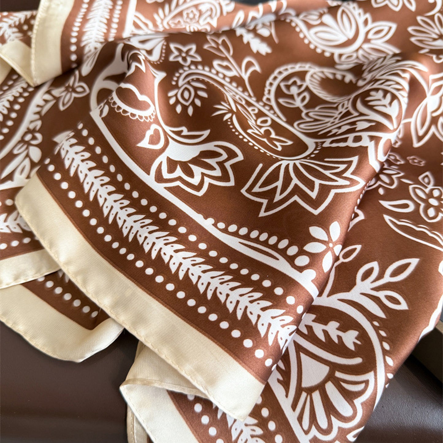 Satin Scarf with Classic Paisley Print 27¡Á27 Inches