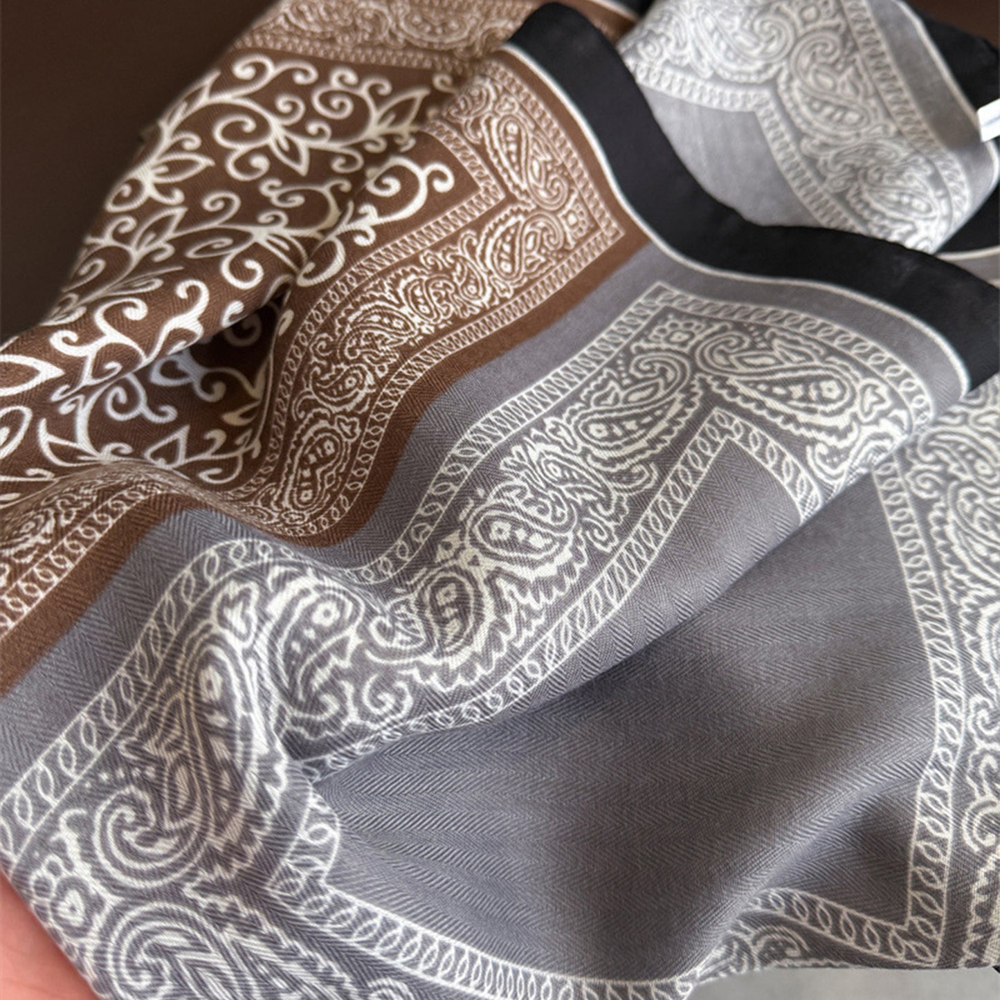 Faux Velvet Scarf with Multi-Tone Bandana Patchwork Print 27¡Á27 Inches
