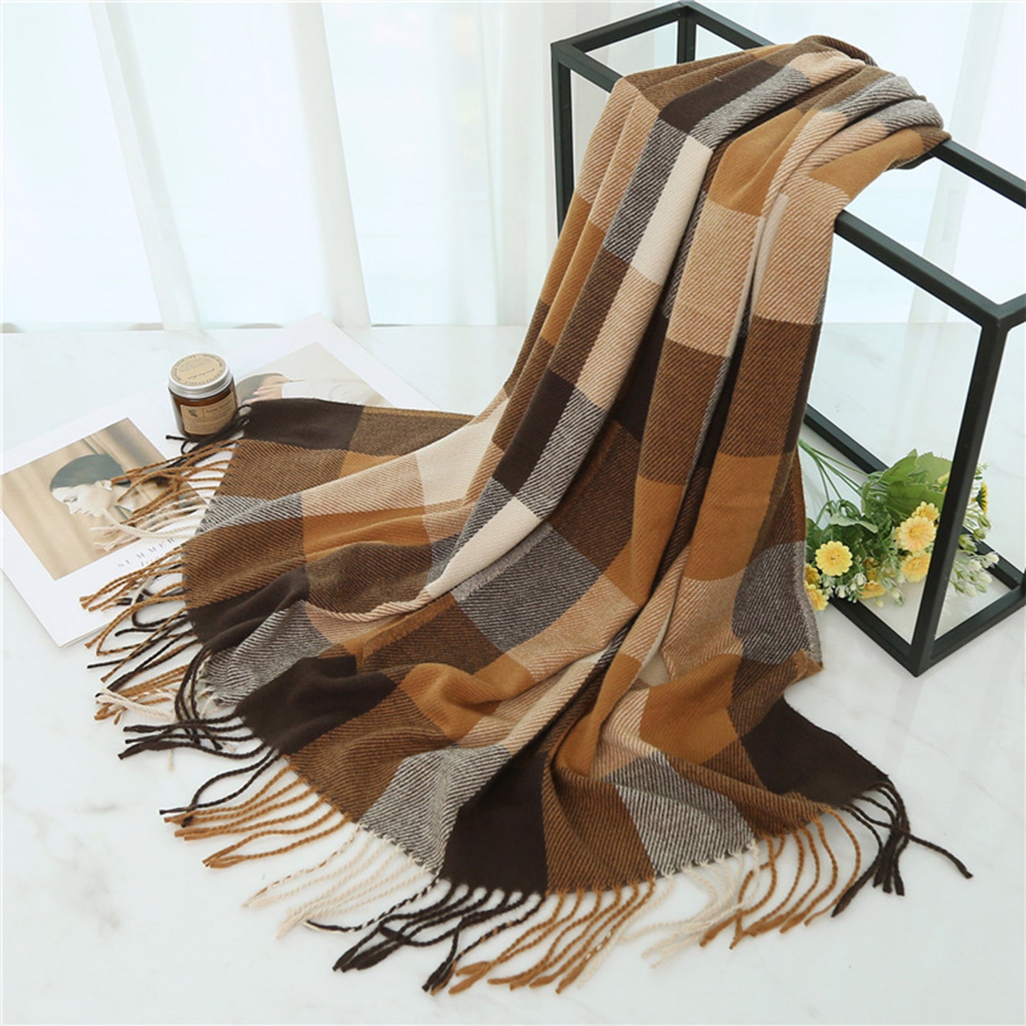 Soft Plaid Oversized Scarf with Cozy Woven Texture and Fringe Hem 78.5¡Á26 Inches