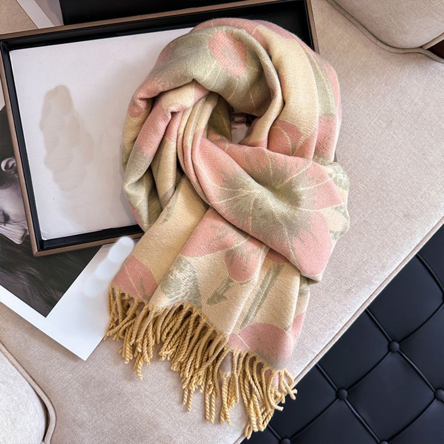 Floral Pattern Soft Jacquard Scarf with Twisted Fringe Trim 78.5¡Á25.5 Inches