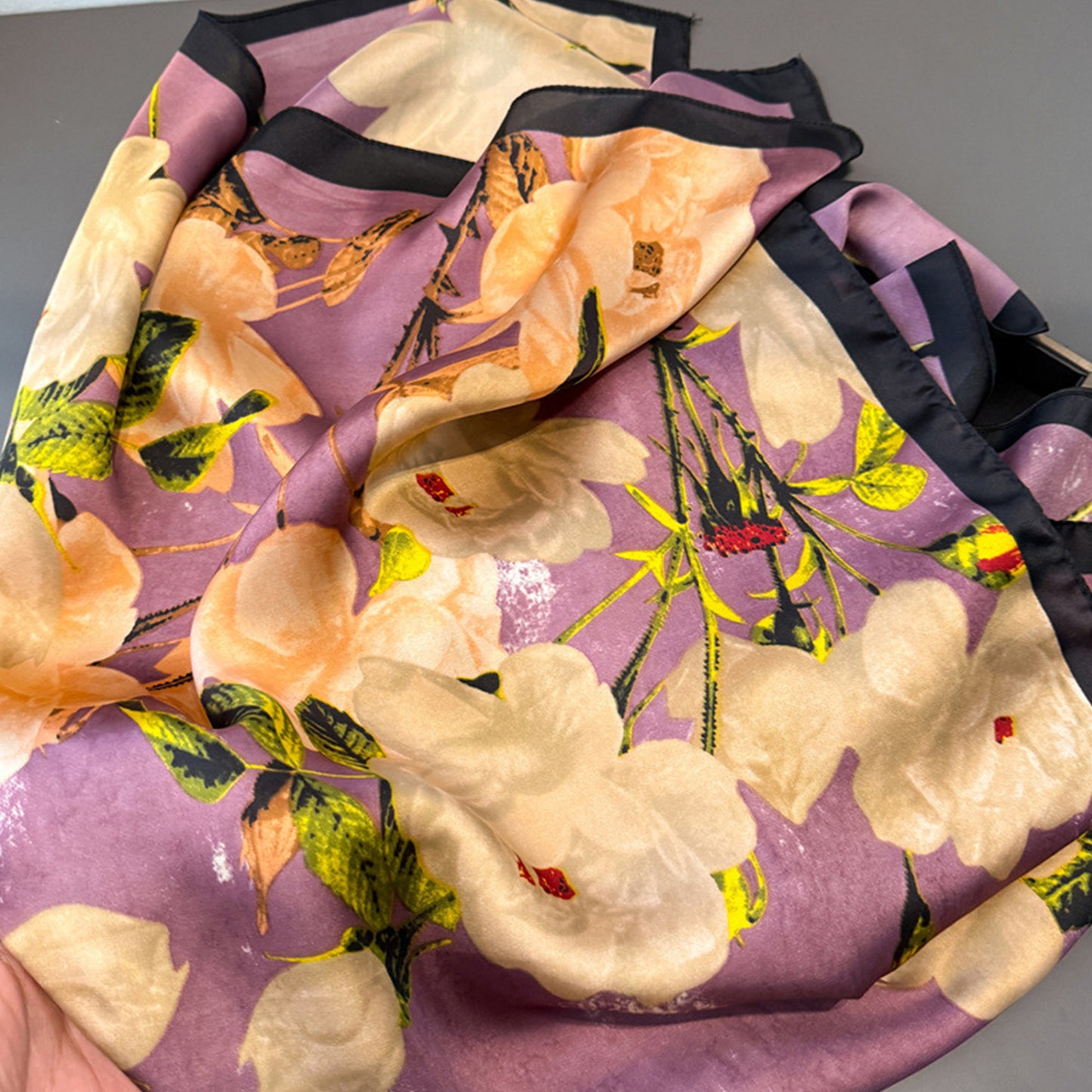 Floral Print Satin Scarf Lightweight Square Wrap 35.4¡Á35.4 Inches