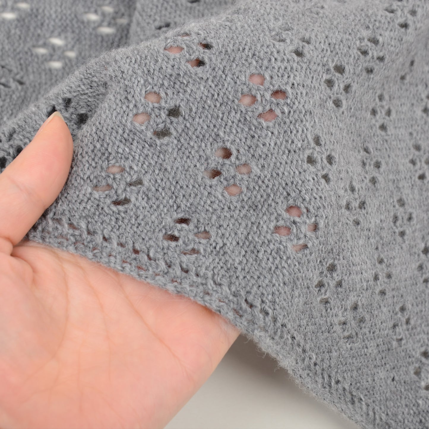 Womens Knitted Wool Triangle Scarf Soft Lightweight Layering Shawl 17.5¡Á51 Inches