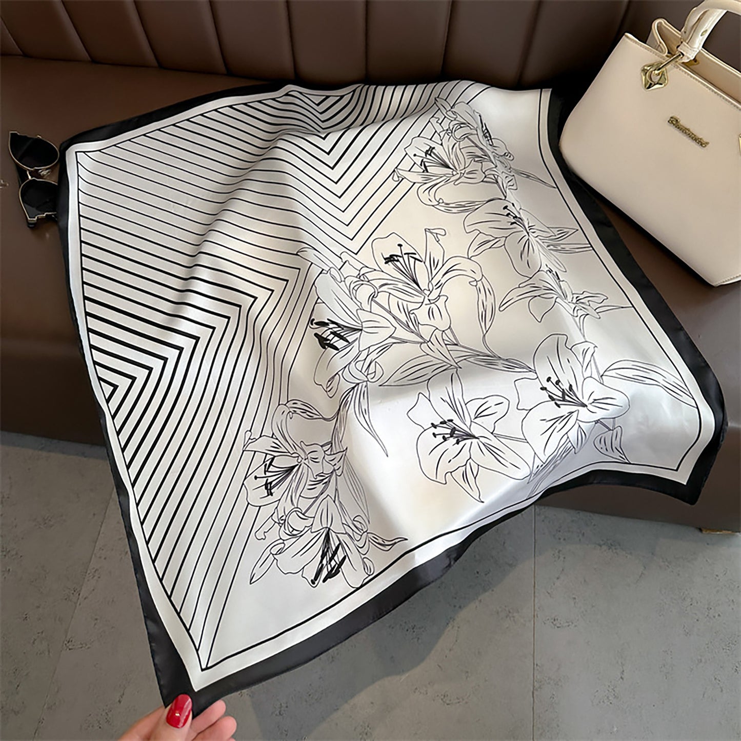 Womens Satin Square Scarf with Modern Floral Line Art 27.5¡Á27.5inches