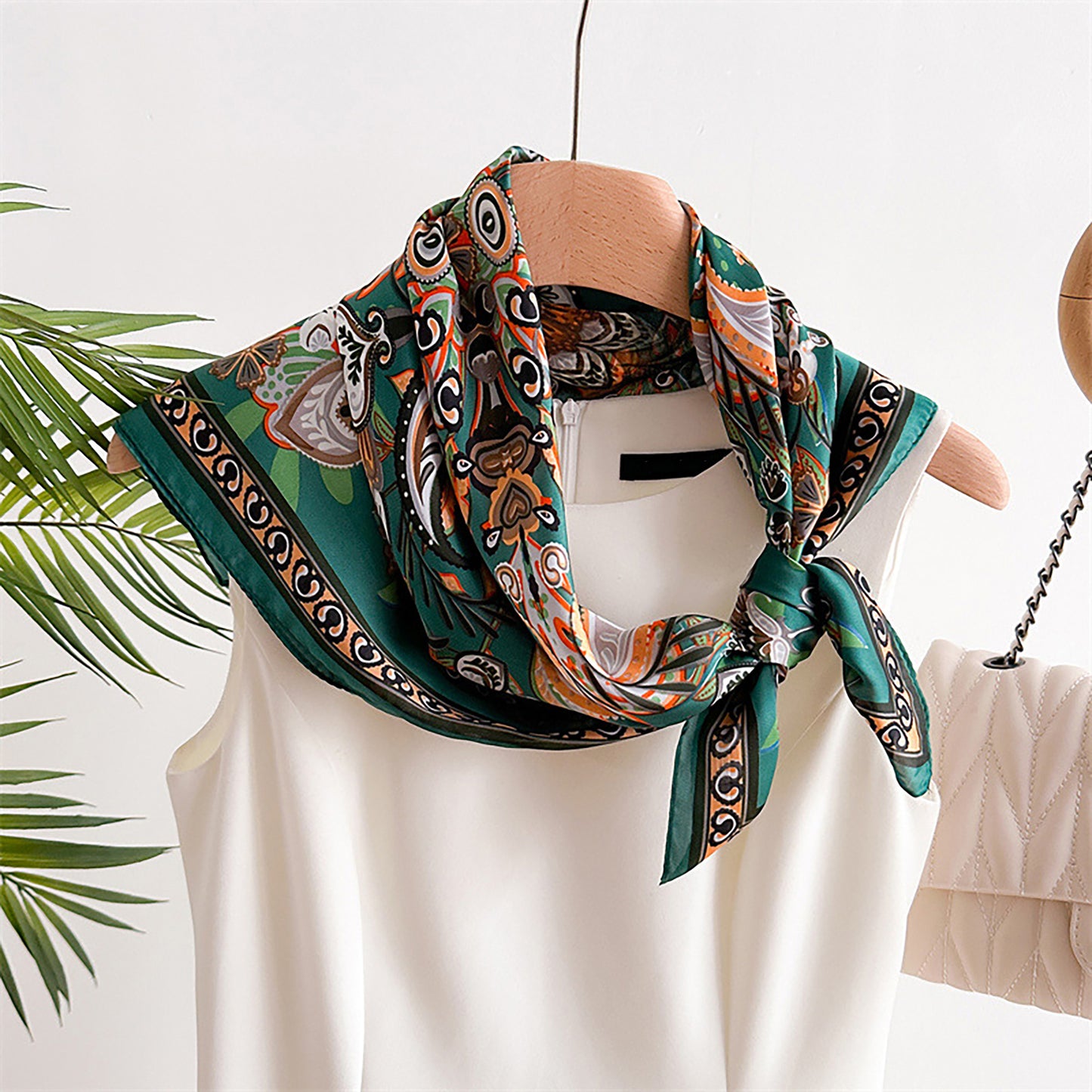 Satin Square Scarf with Vintage Paisley Floral Print 27.5¡Á27.5inches
