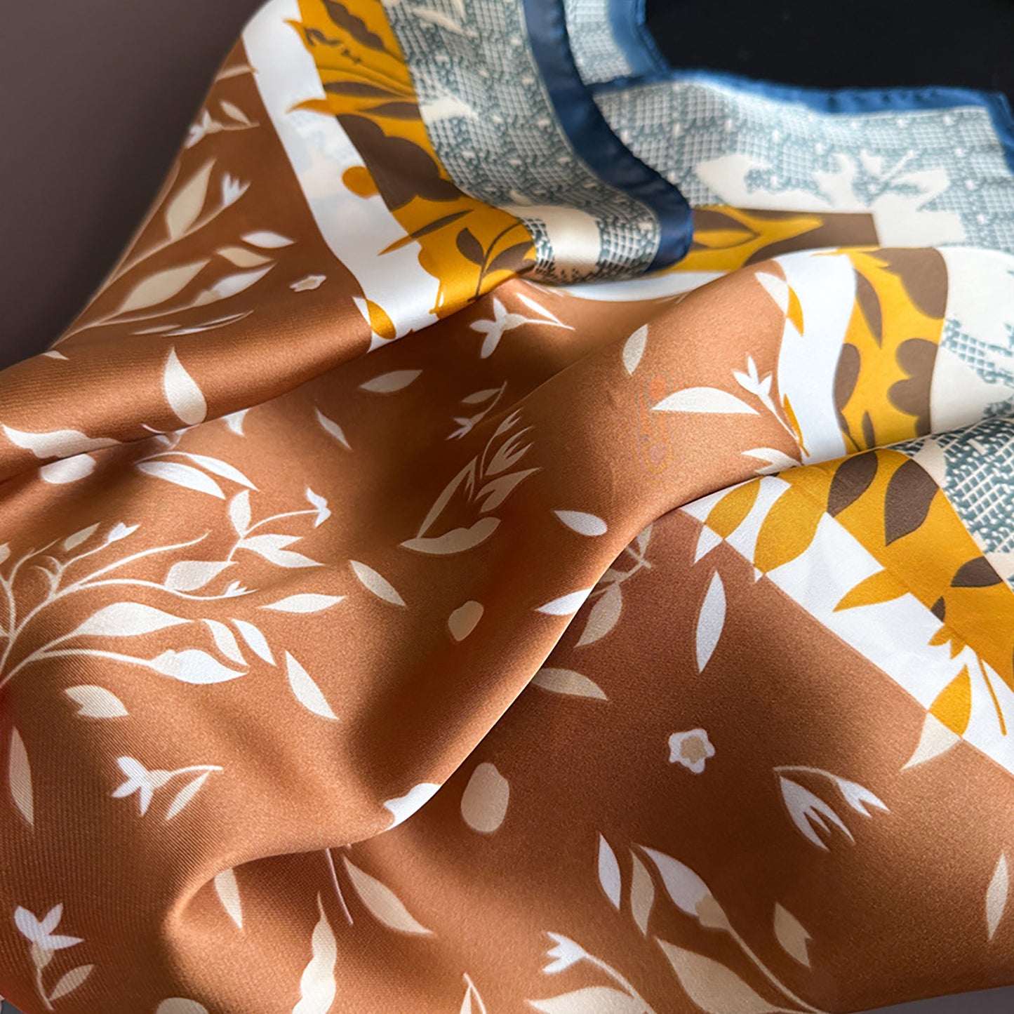 Satin Square Scarf with Botanical Print Soft Accessory 27.5¡Á27.5inches