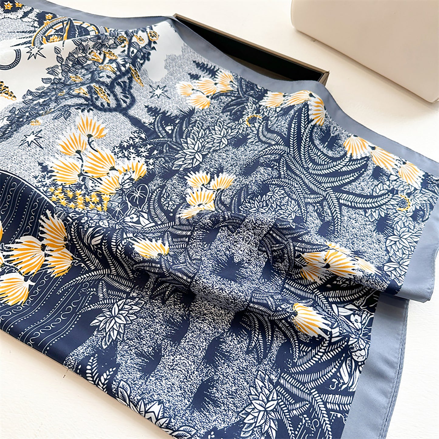 Womens Satin Square Scarf with Vintage Floral Print 35.4¡Á35.4inches