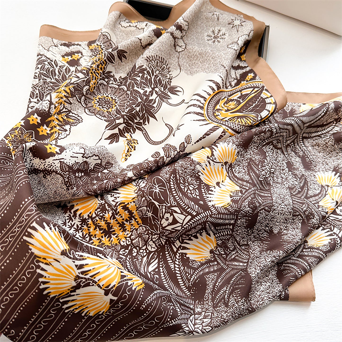 Womens Satin Square Scarf with Vintage Floral Print 35.4¡Á35.4inches