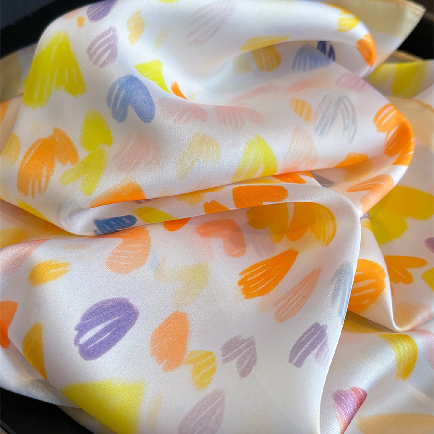 Satin Heart Print Square Scarf Lightweight Soft Fashion Accessory 27.5¡Á27.5inches