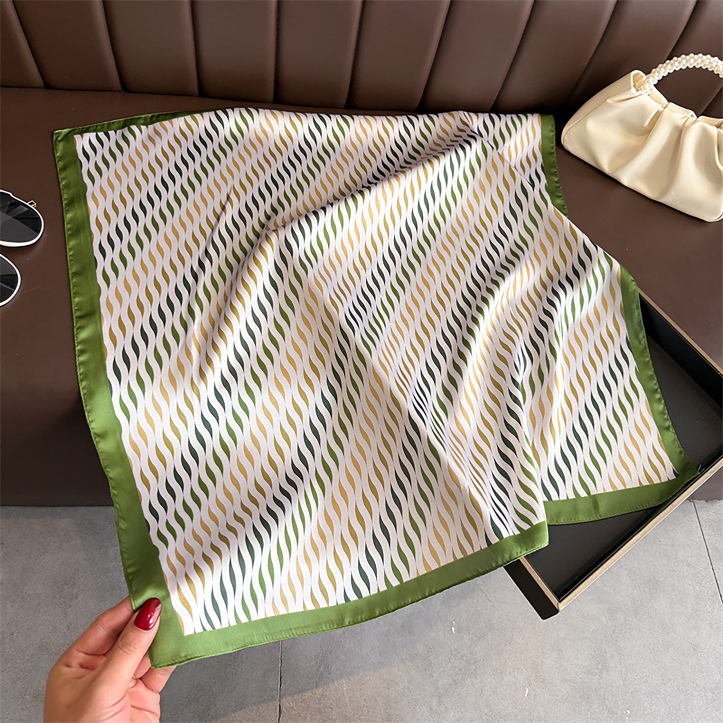 Women Satin Square Scarf with Modern Wavy Print Soft Accessory 27.5¡Á27.5inches
