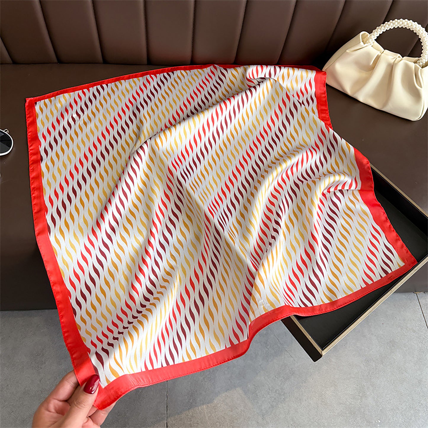 Women Satin Square Scarf with Modern Wavy Print Soft Accessory 27.5¡Á27.5inches
