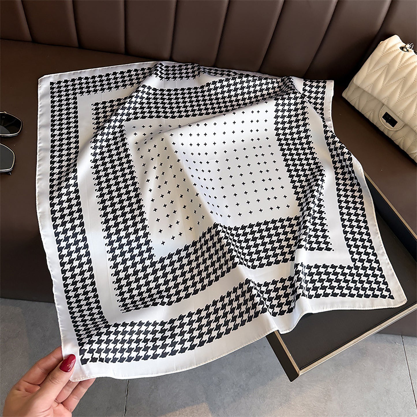 Women Satin Square Scarf with Houndstooth Print Fashion Accessory 27.5¡Á27.5inches