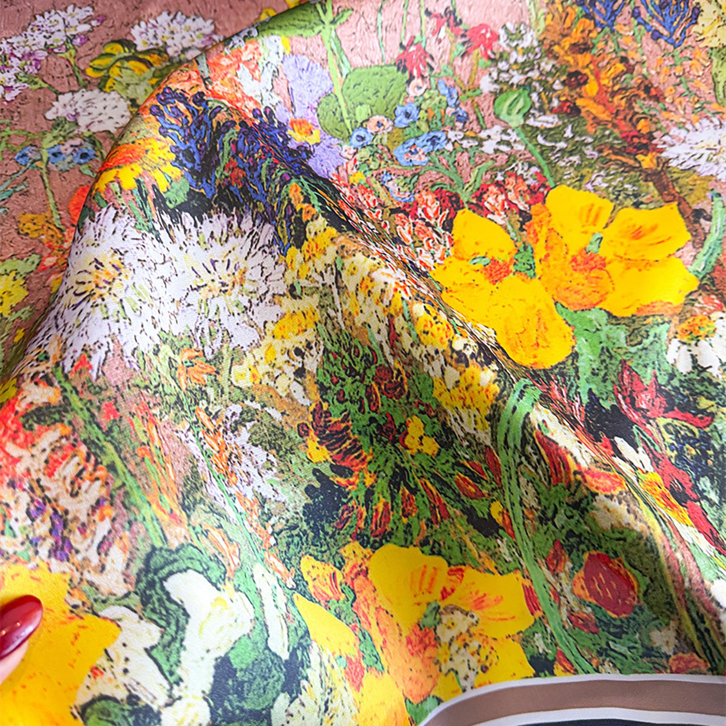 Premium Satin Floral Scarf Lightweight Square Neck Scarf for Women Accessory 27.5¡Á27.5inches