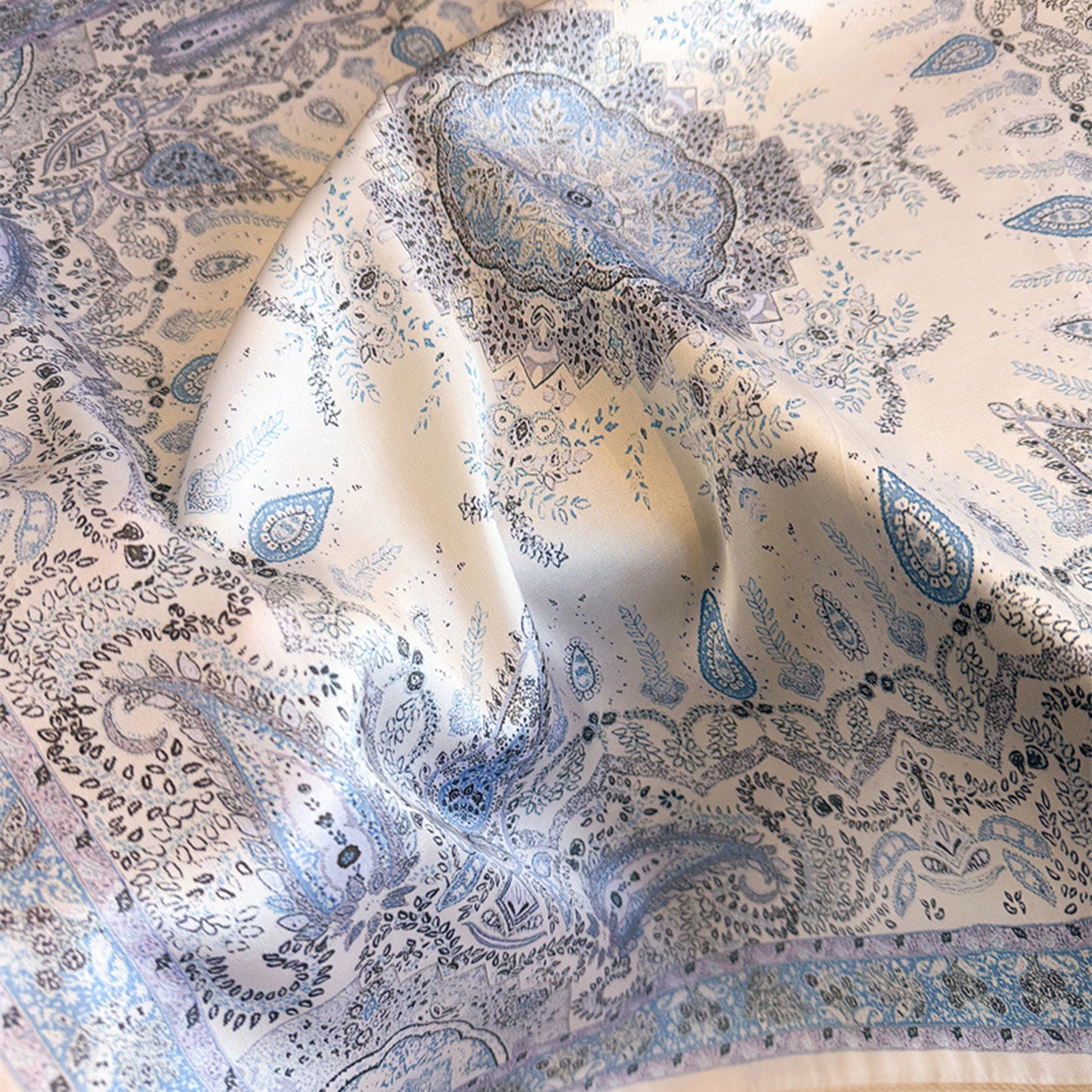 Vintage Paisley Print Square Scarf Elegant Soft Fashion Neck Head Wrap