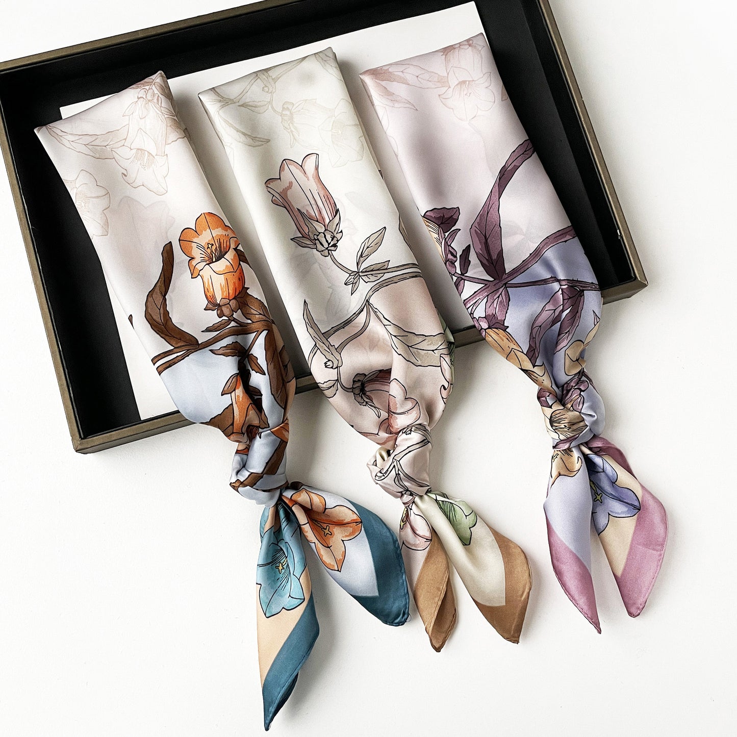 Square Floral Silk Feel Scarf Lightweight Botanical Neck Hair Wrap 27.5 Inch