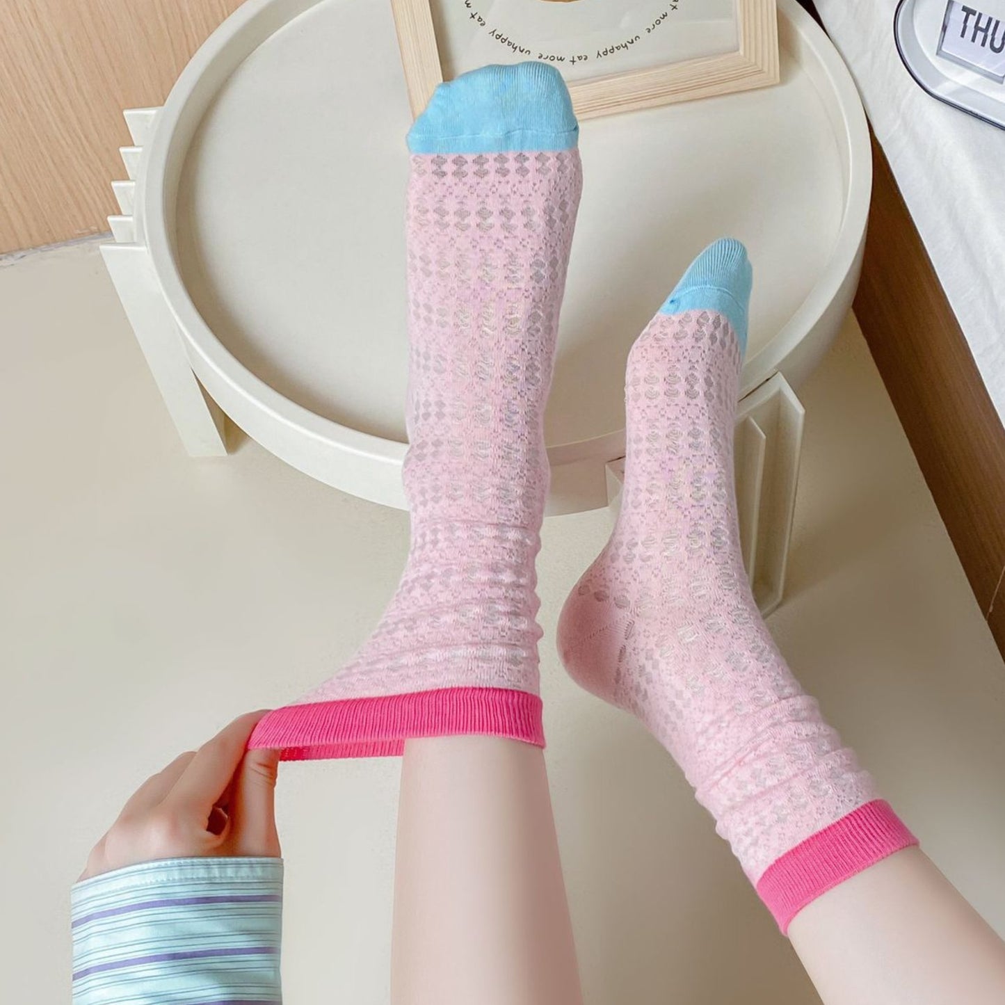 Women's Textured Knit Crew Socks with Color Block Cuffs and Toe Accents