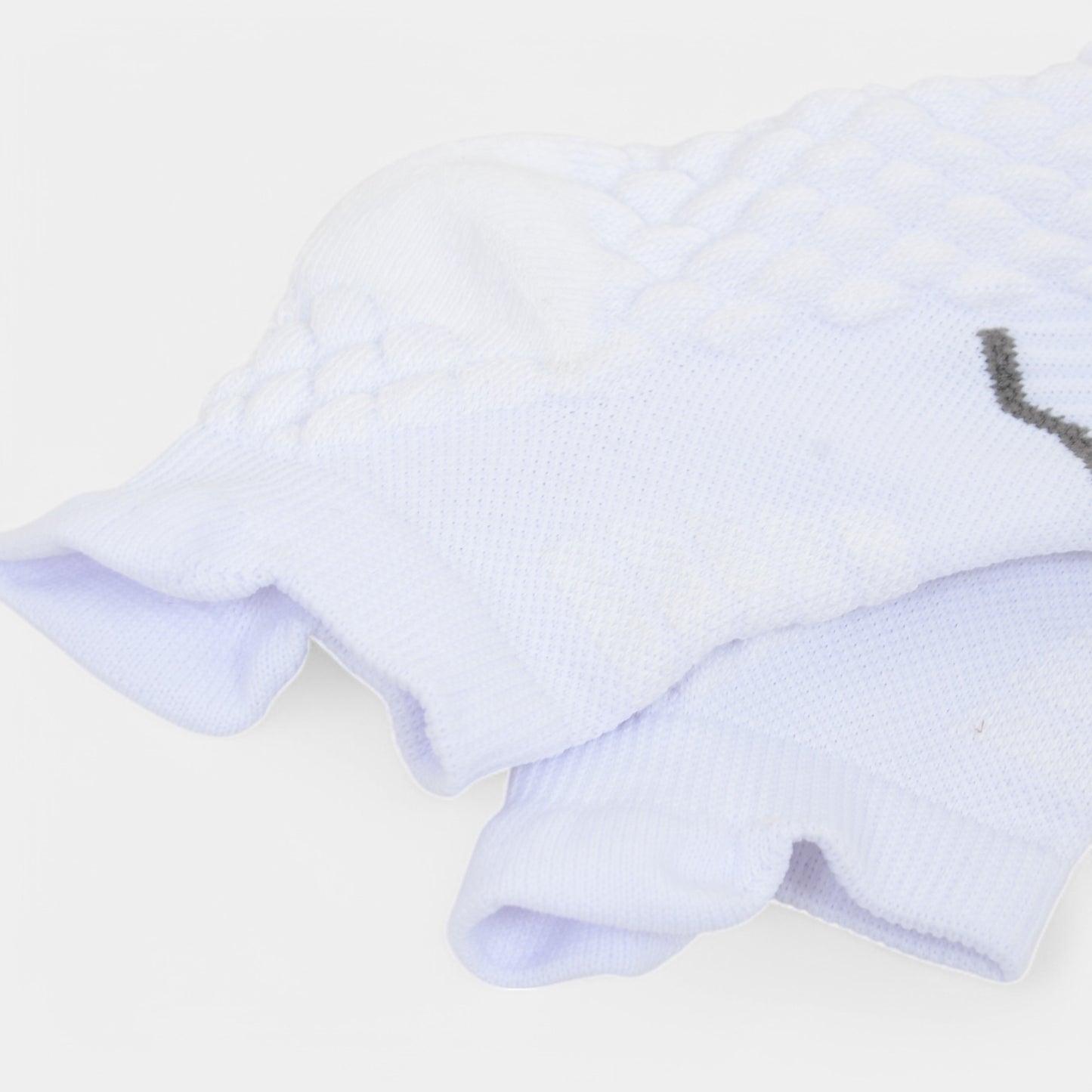 Active Women's Breathable Cushioned Ankle Socks with Arch Support