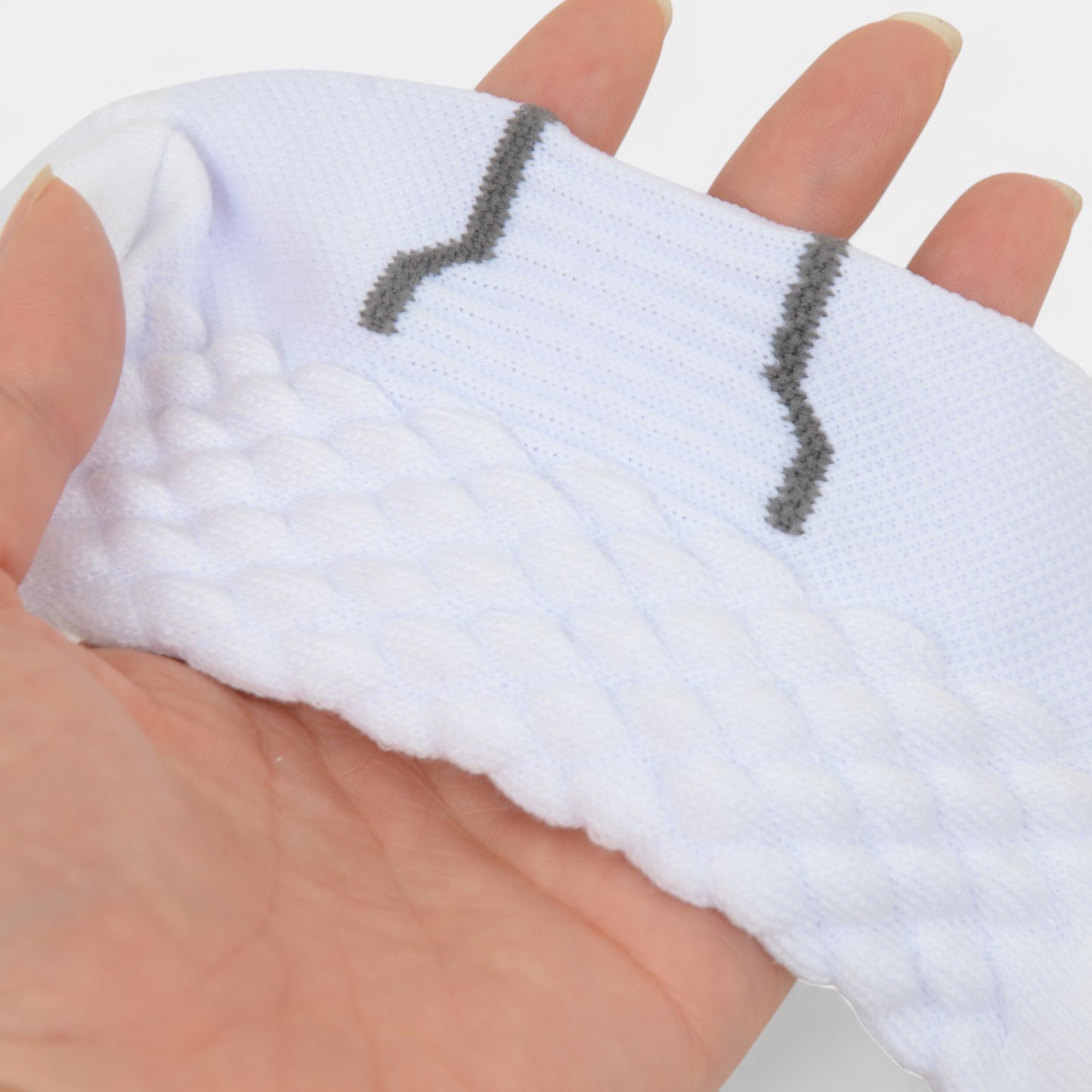 Active Women's Breathable Cushioned Ankle Socks with Arch Support