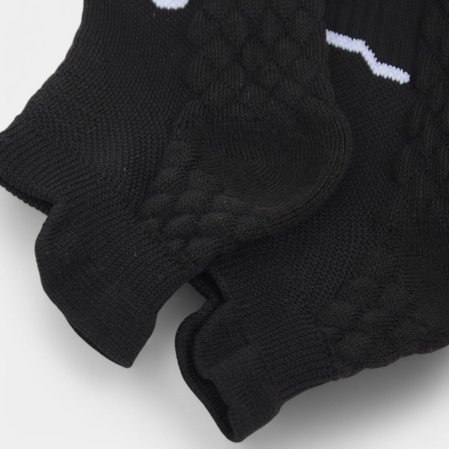 Active Women's Breathable Cushioned Ankle Socks with Arch Support