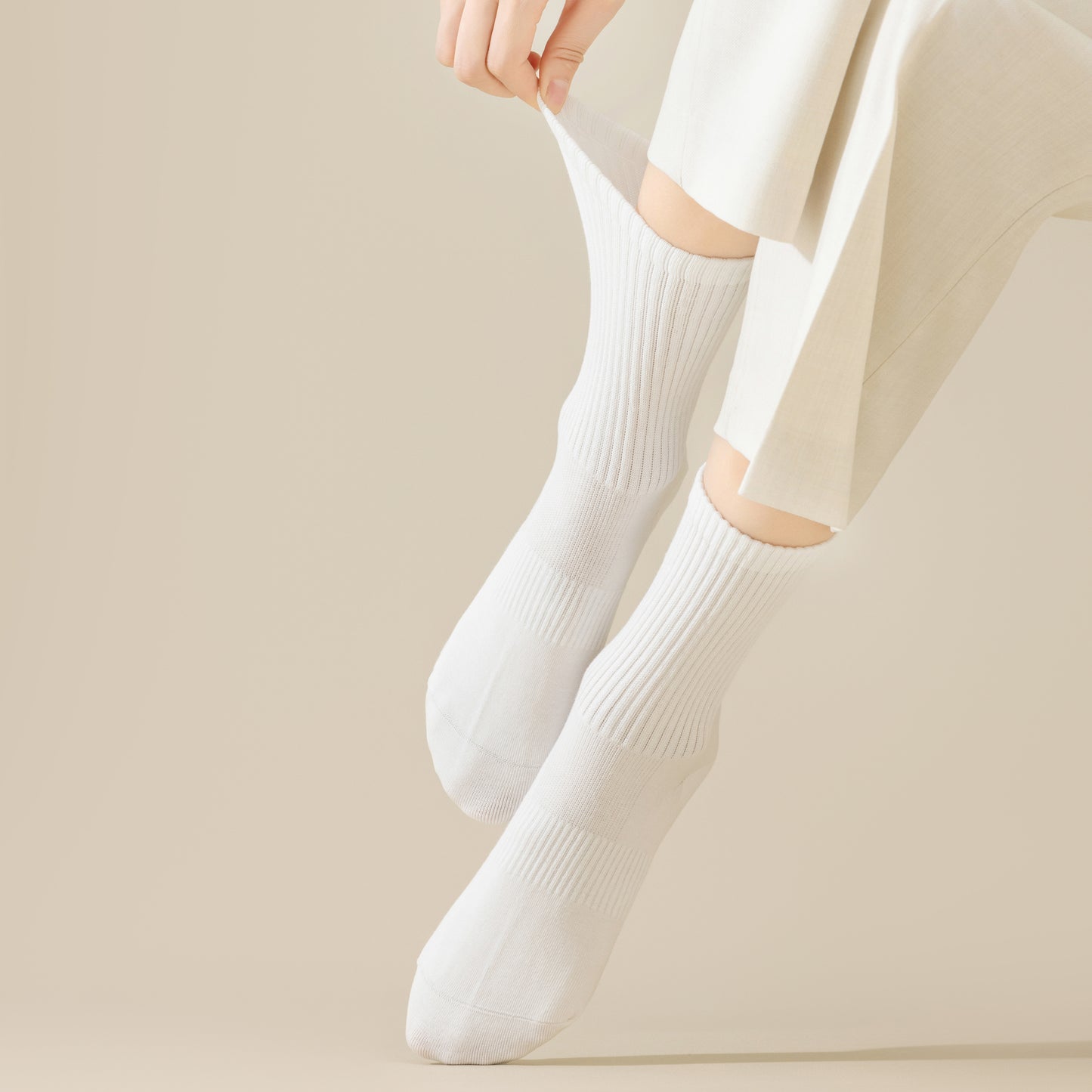 Women's Four seasons Dopamine Style Socks Solid Color for Stability and Comfort 2Pairs- One Size Fits Most,