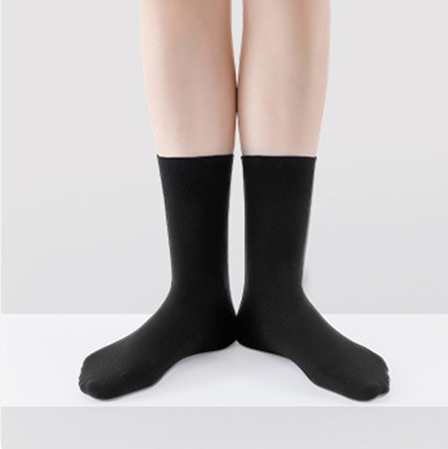 Women's Solid Crew Socks 2-Pack Soft Stretch Knit Comfortable Lightweight Everyday Fit