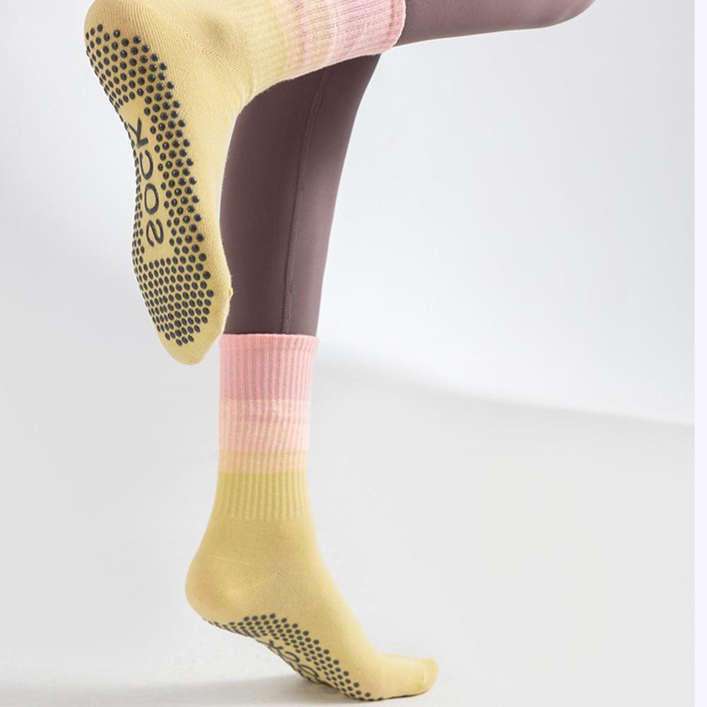 Women's Gradient Ribbed Crew Socks with Non-Slip Grip Bottom for Indoor or Studio Use