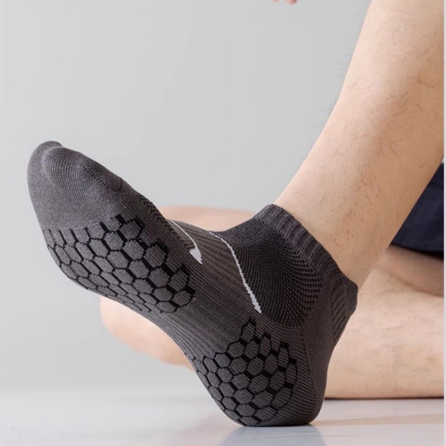 Men's Cushioned Low Cut Grip Socks 5-Pack with Arch Support and Breathable Mesh Panels