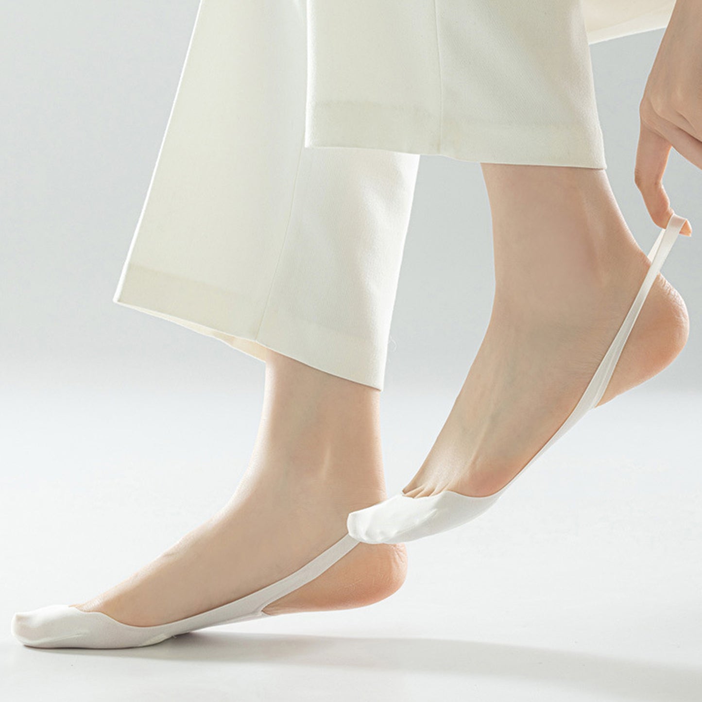 Women's 4 Pairs Women's Ballet-Inspired No Show Liner Socks Low Cut Invisible Design with Criss-Cross Elastic Straps and Non-Slip Silicone Heel