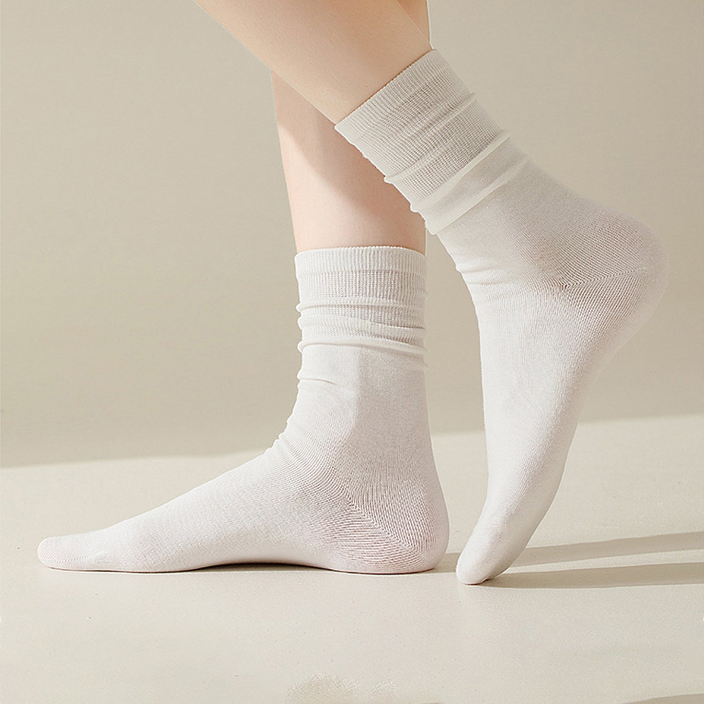 Soft White Slouchy Ankle Socks 6pk