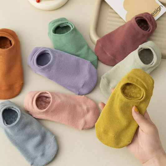 3-Pack Ballet Cut Grip Socks with Non-Slip Flower Sole Design for Pilates and Indoor Movement