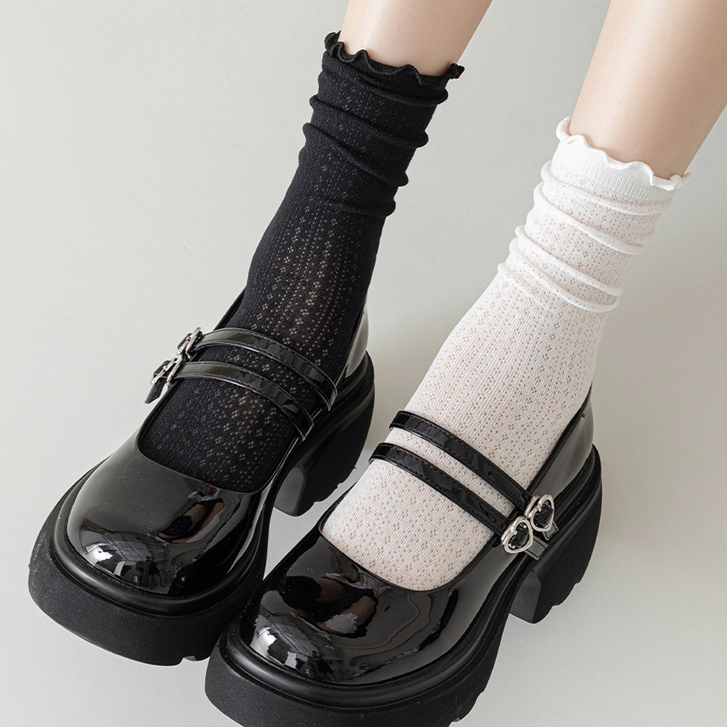 3 Pairs Ruffle Trim Crew Socks Soft Cotton Knit Lightweight Ribbed Texture with Scalloped Edge for Everyday Wear