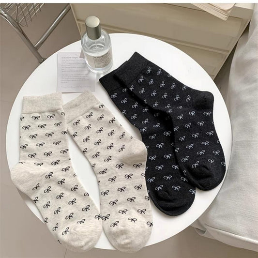 3-Pack Crew Socks with Allover Print Design Soft Stretch Knit for Everyday Comfort