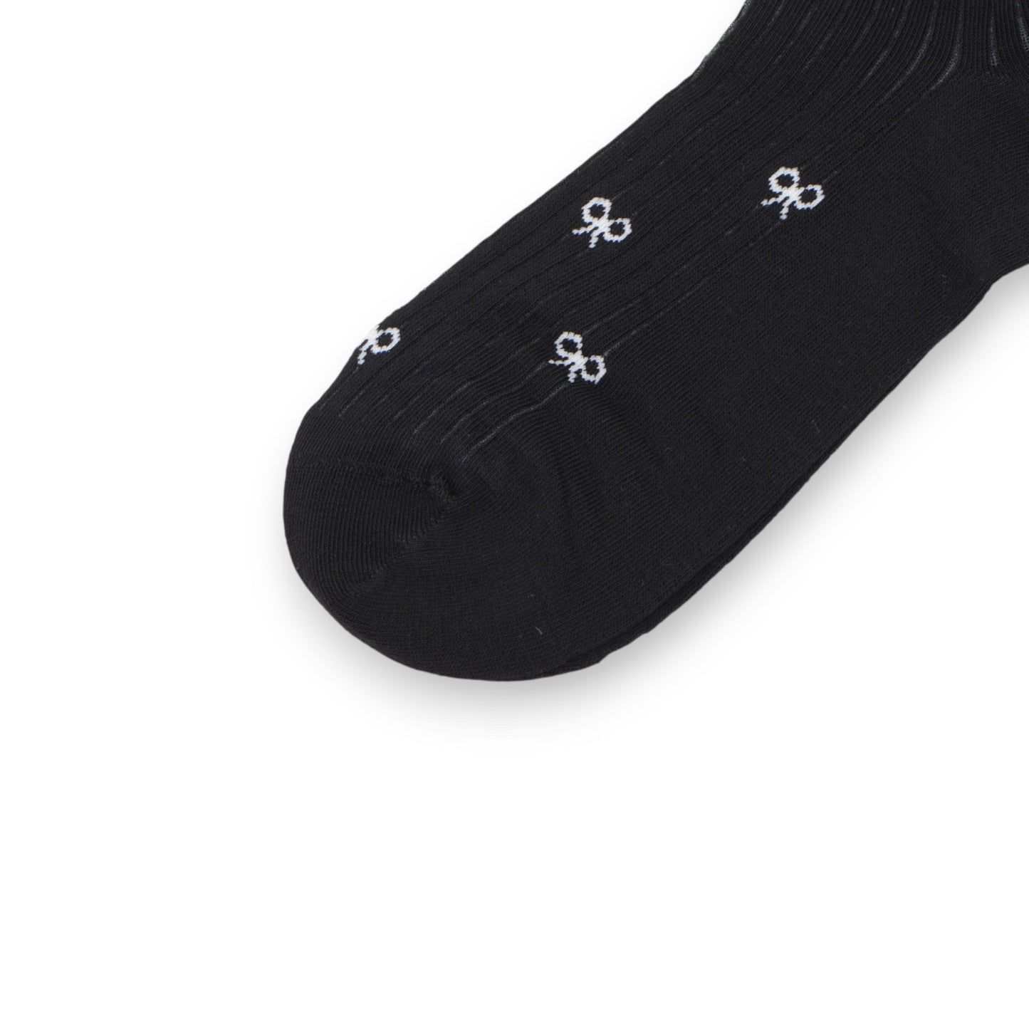 3-Pack Women's Crew Socks with Allover Bow Embroidery and Ribbed Texture
