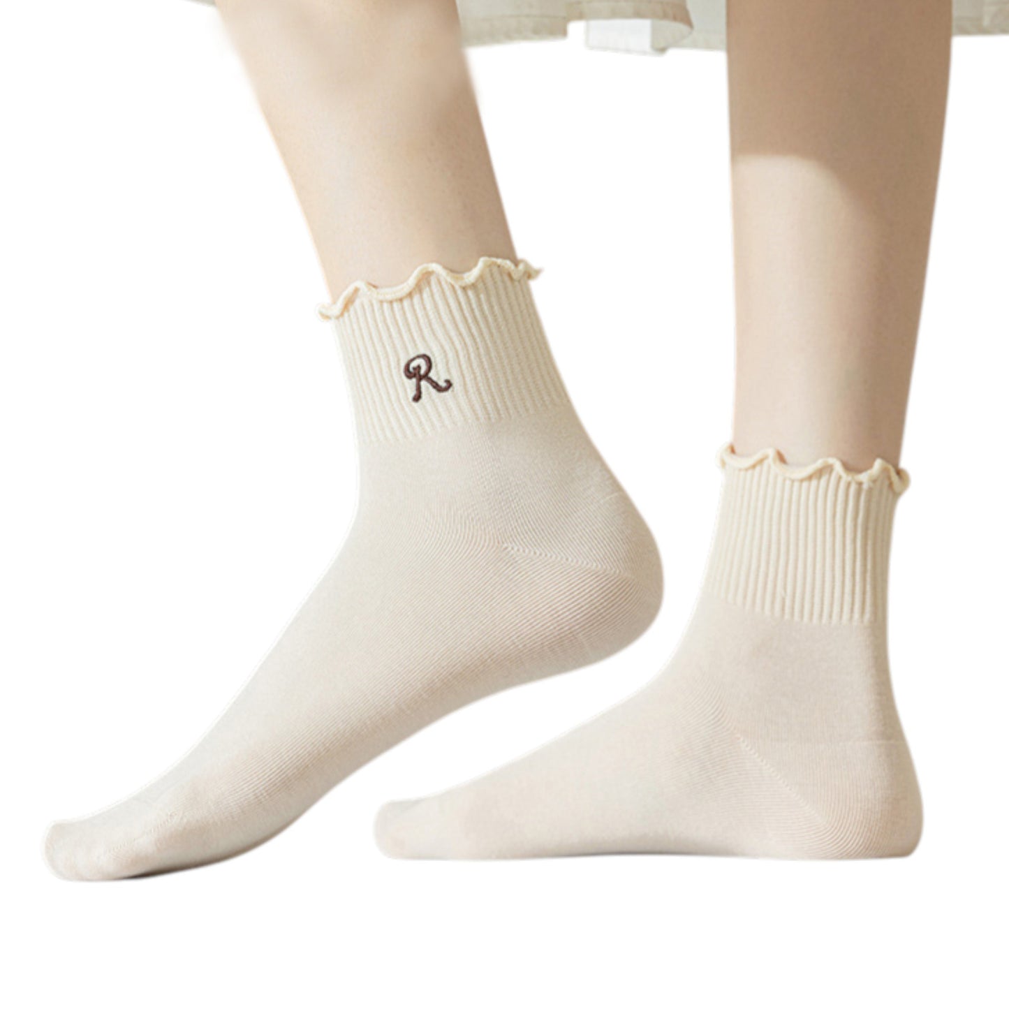 3-Pack Women's Crew Socks with Ruffle Lettuce Edge Trim and Delicate Embroidered Detail