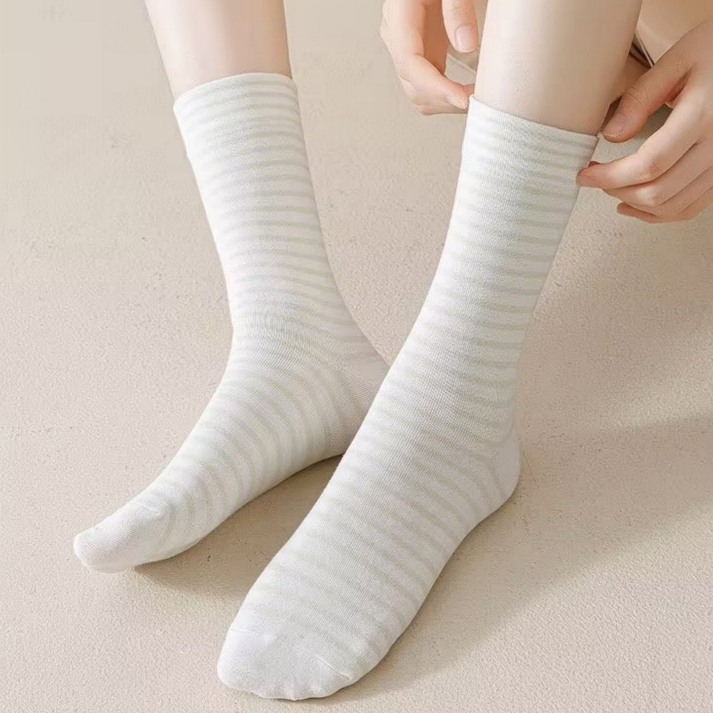 3-Pair Striped Crew Socks Set Lightweight Knit with Soft Stretch and Modern Minimalist Style