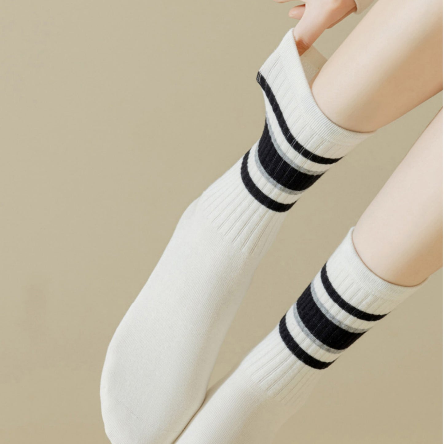 5-Pack Crew Socks Set with Ribbed Knit Texture and Classic Double Stripe Design
