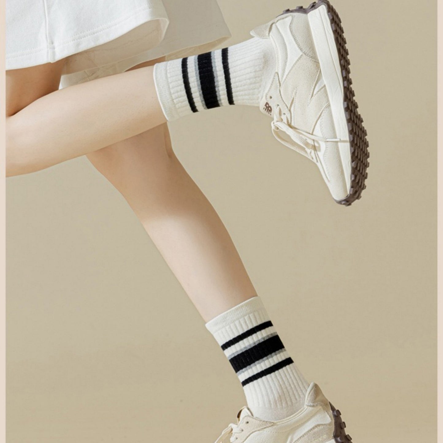 5-Pack Crew Socks Set with Ribbed Knit Texture and Classic Double Stripe Design