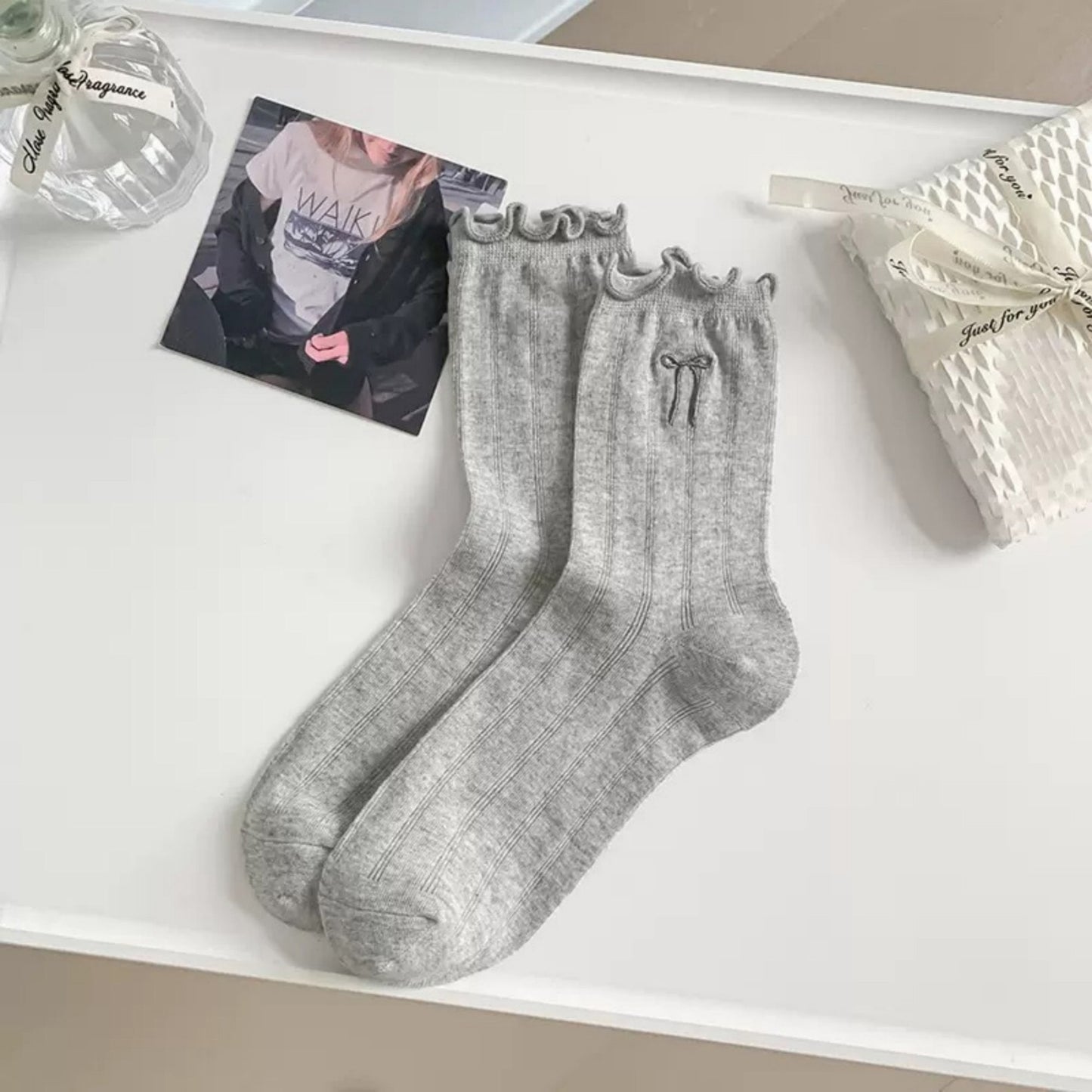 6-Pack Ruffle Trim Crew Socks with Ribbed Texture and Delicate Bow Accent