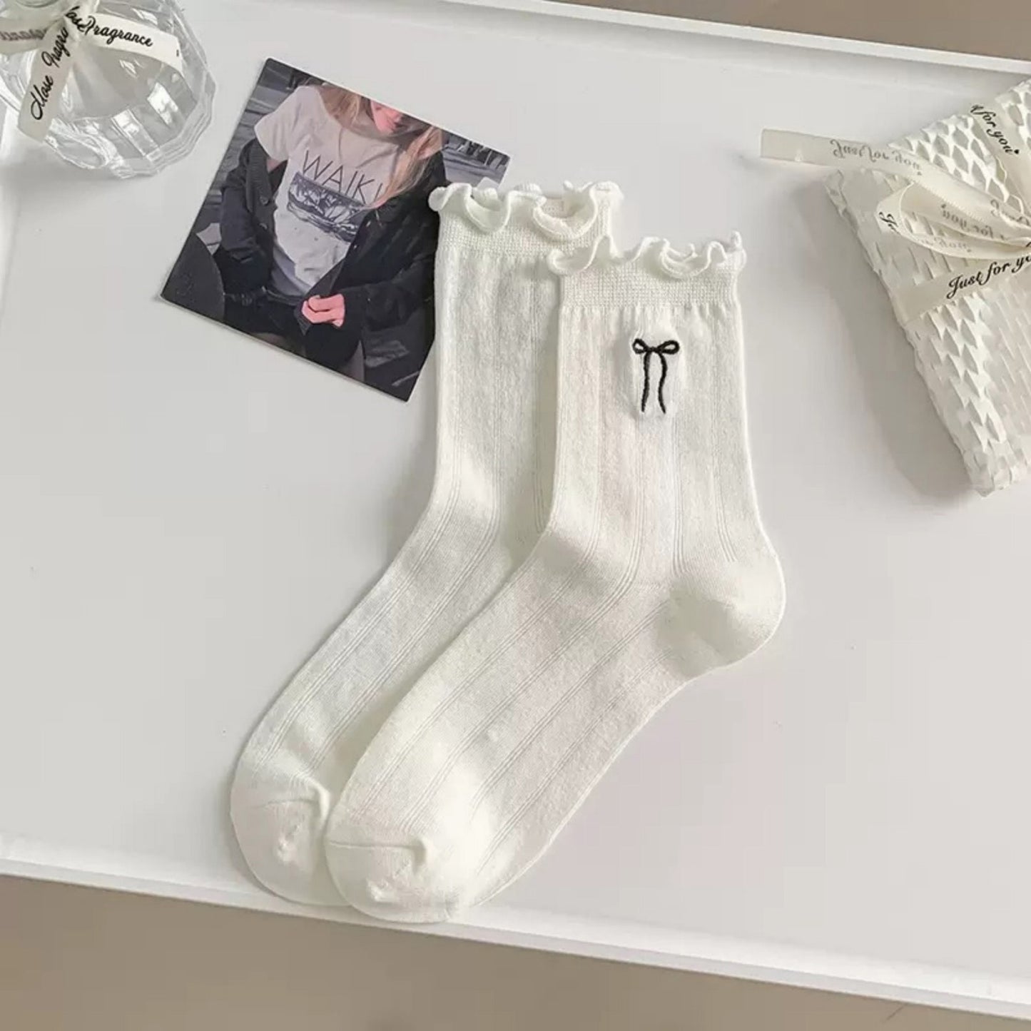 6-Pack Ruffle Trim Crew Socks with Ribbed Texture and Delicate Bow Accent